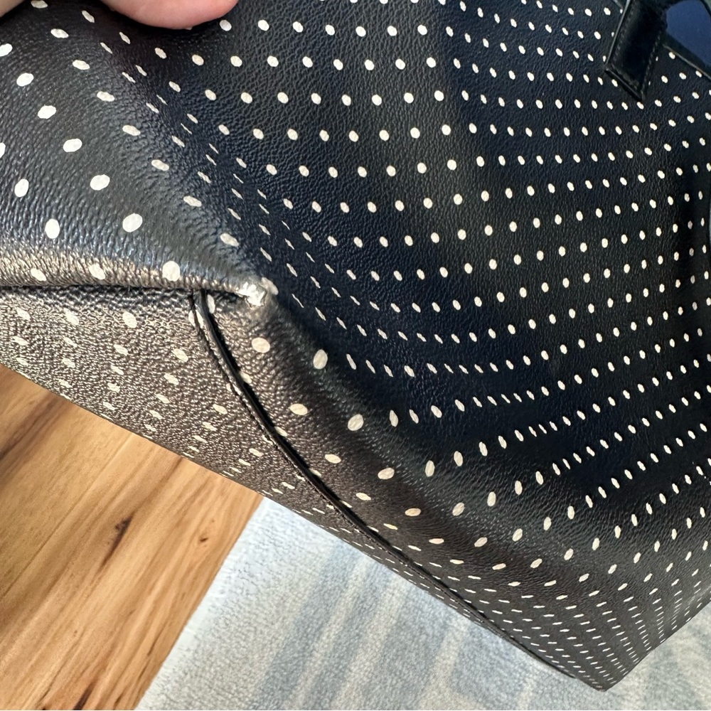 Tory Burch Tote in Viva Dot - Picture 10 of 14